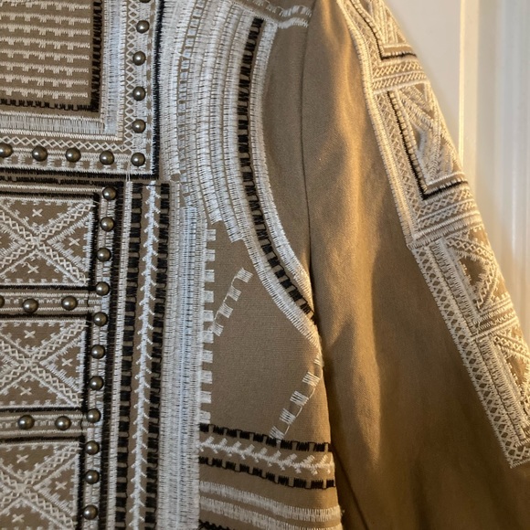 NWOT Moon River Statement Cropped Blazer - Picture 3 of 8